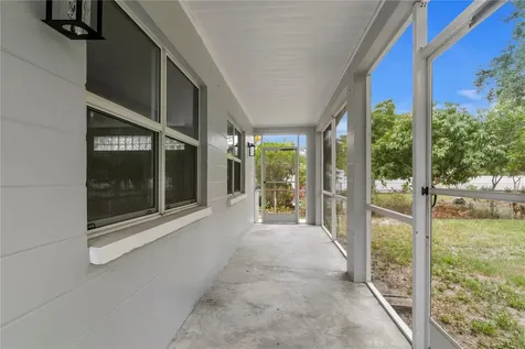 2910 W Price Avenue Tampa FL 33611