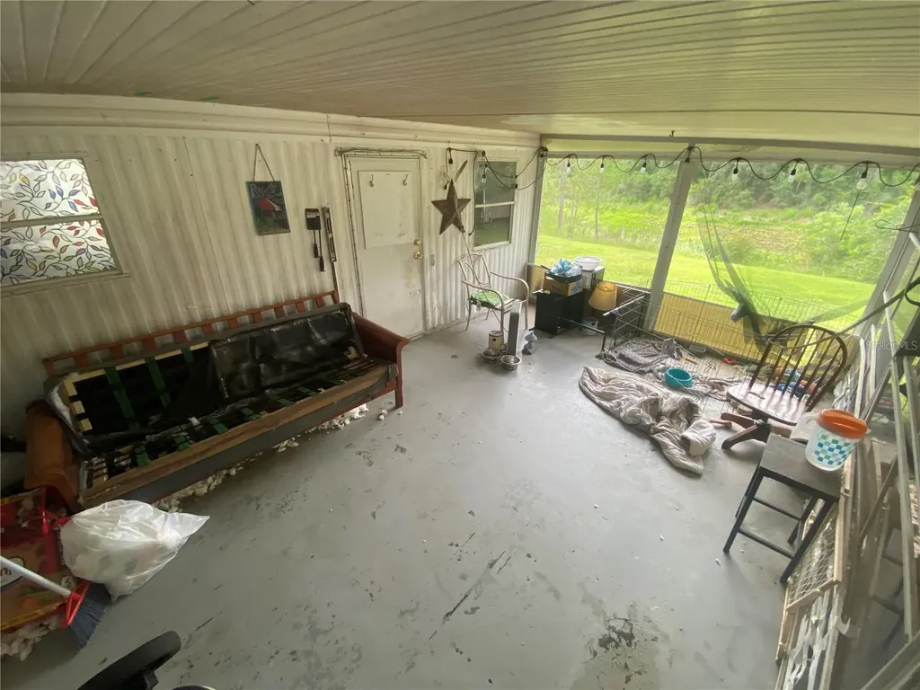 18385 SE 18th Street Road Silver Springs FL 34488