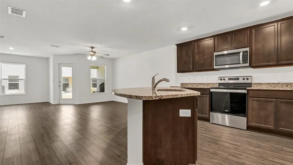 5314 Companion Lane Tampa FL 33619