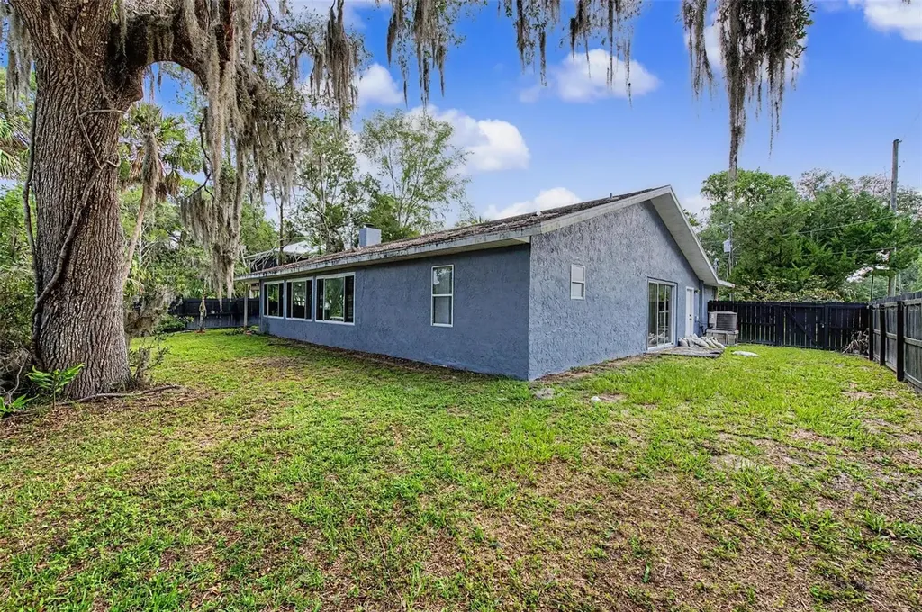 3580 N Hiawatha Terrace Crystal River FL 34428