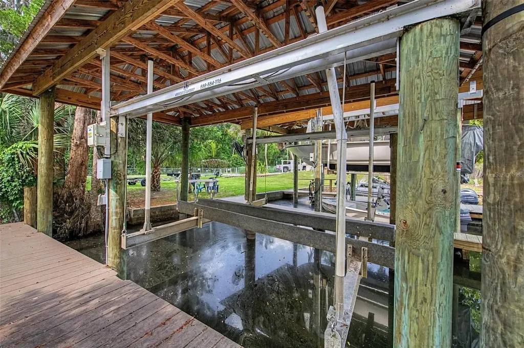 3580 N Hiawatha Terrace Crystal River FL 34428