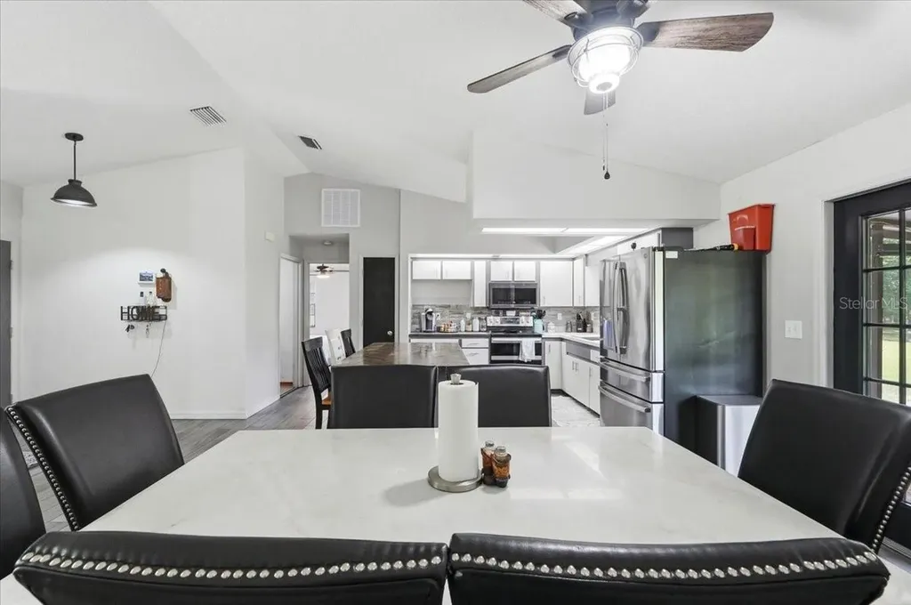 8636 Oakwood Drive Lakeland FL 33810