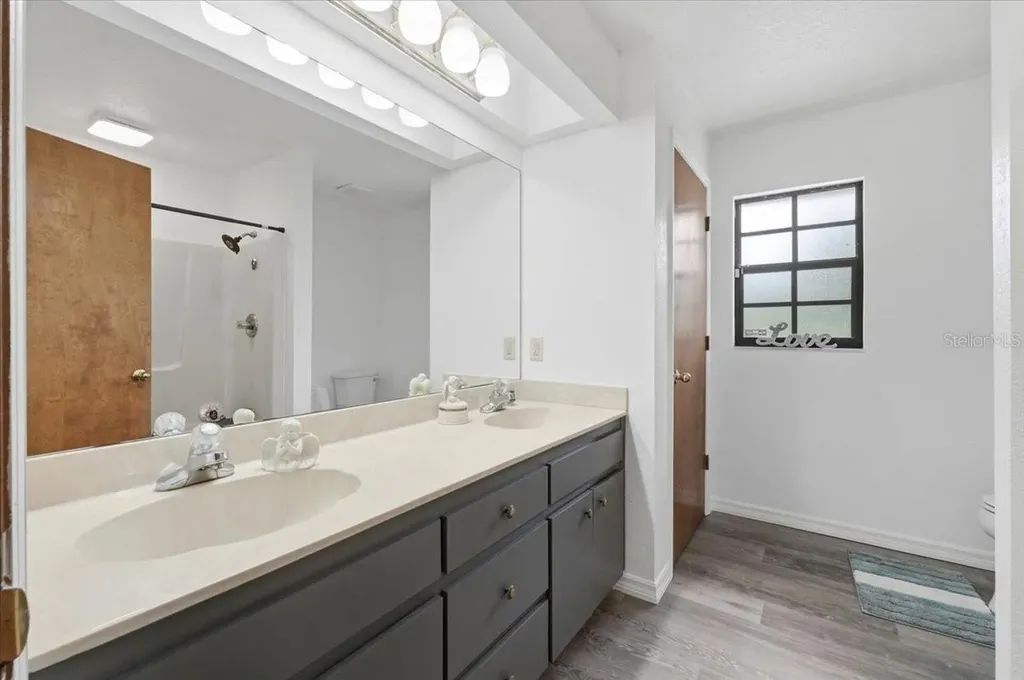 8636 Oakwood Drive Lakeland FL 33810