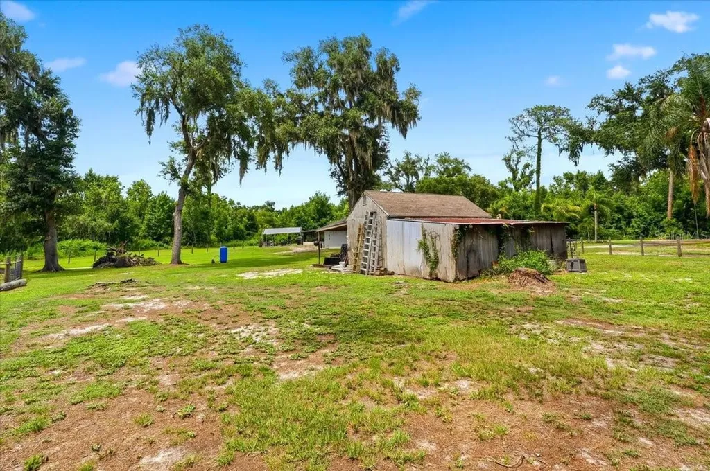 8636 Oakwood Drive Lakeland FL 33810