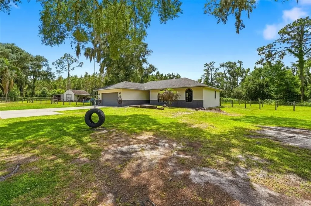 8636 Oakwood Drive Lakeland FL 33810