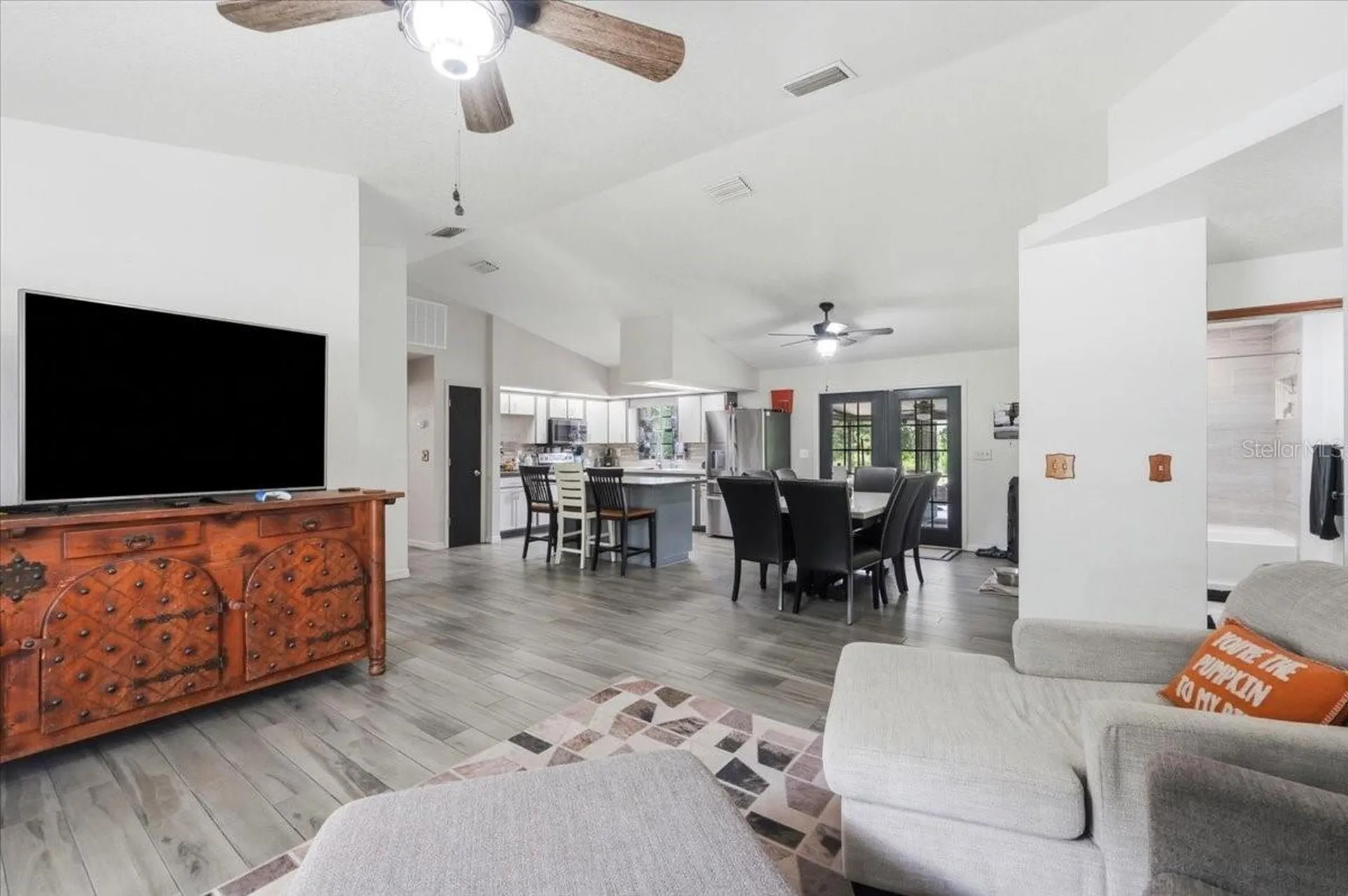 8636 Oakwood Drive Lakeland FL 33810
