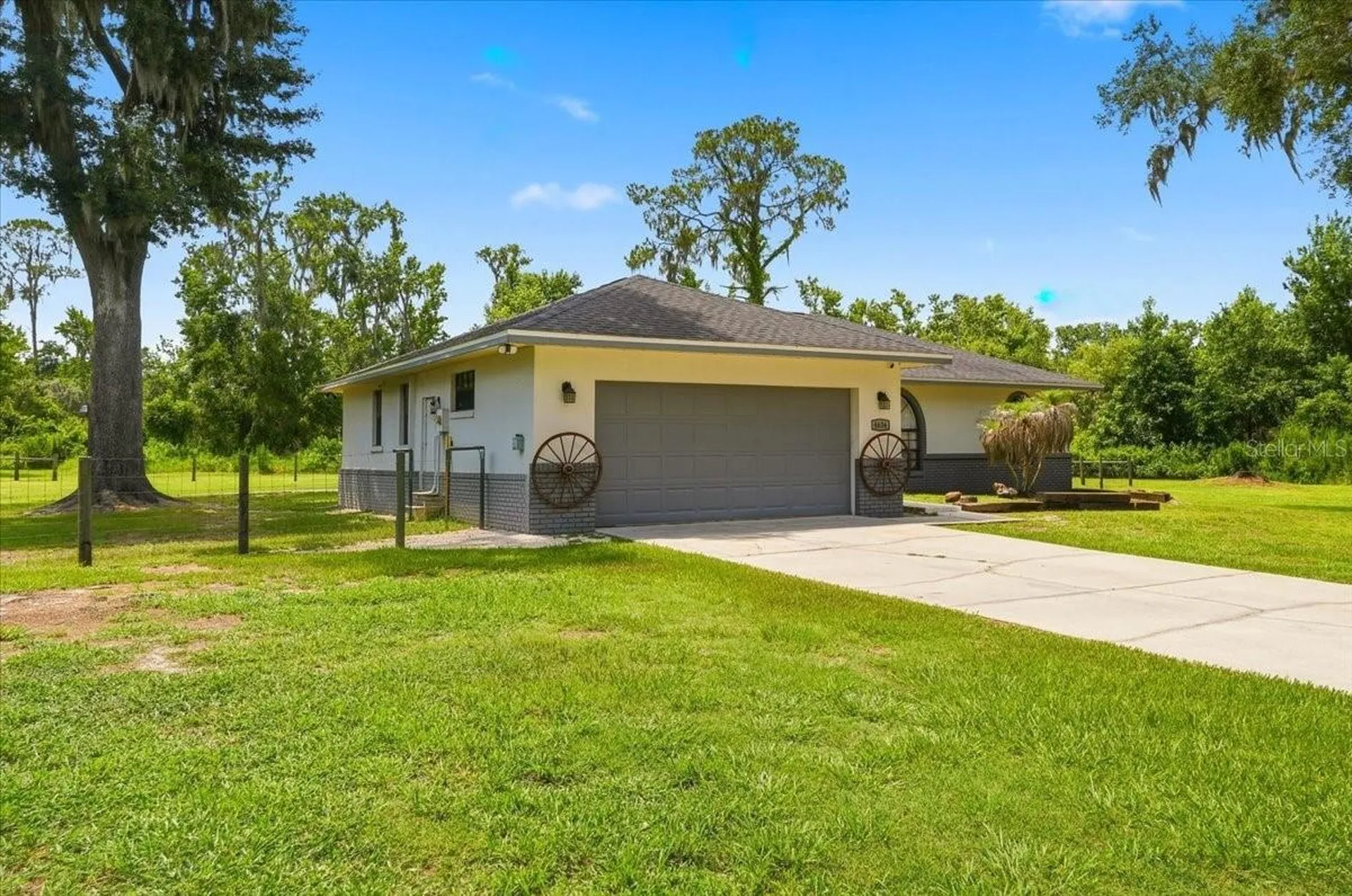 8636 Oakwood Drive Lakeland FL 33810