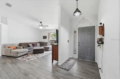 8636 Oakwood Drive Lakeland FL 33810