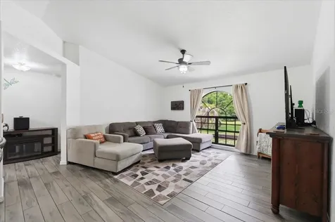 8636 Oakwood Drive Lakeland FL 33810