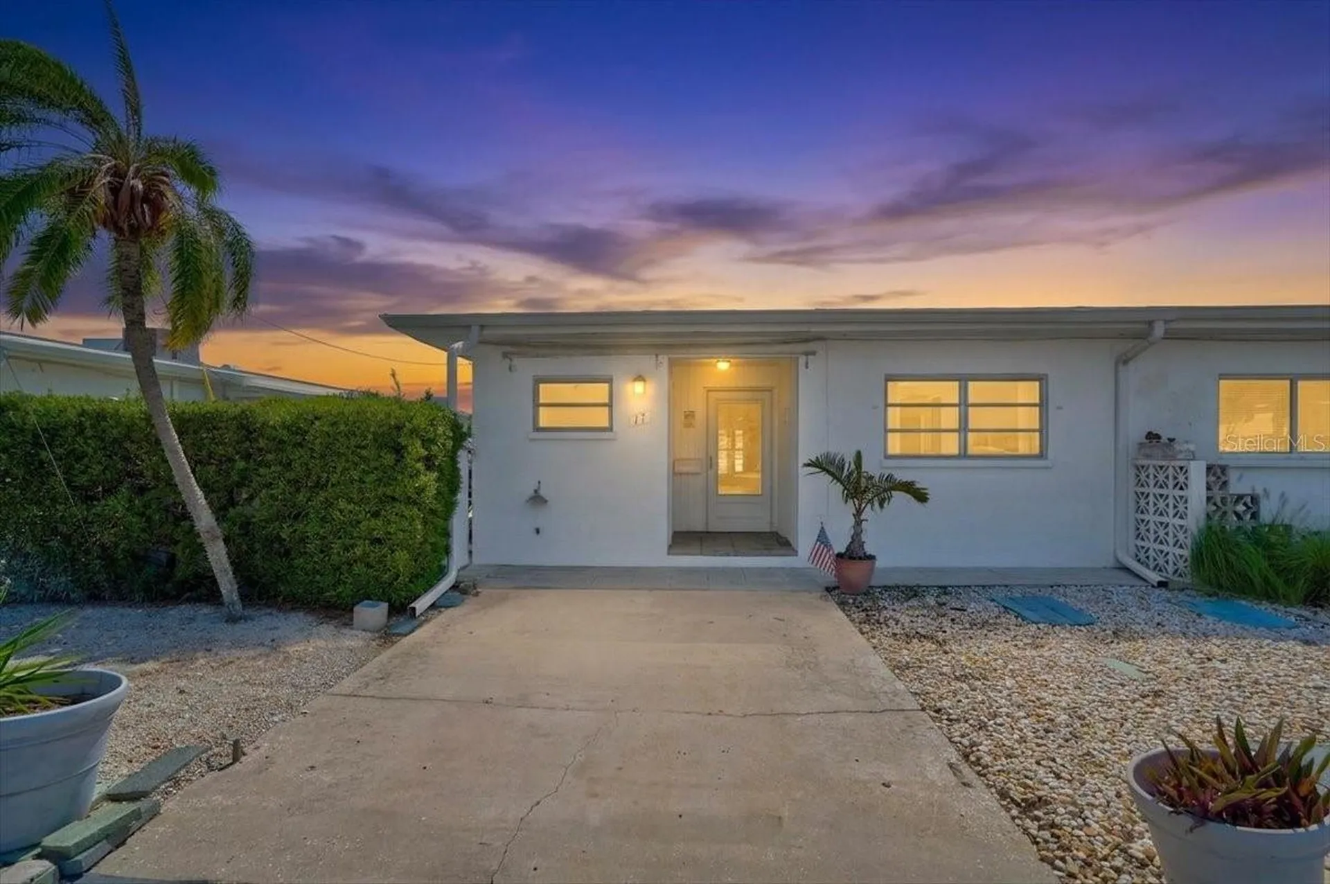 17 Seaside Court Holmes Beach FL 34217