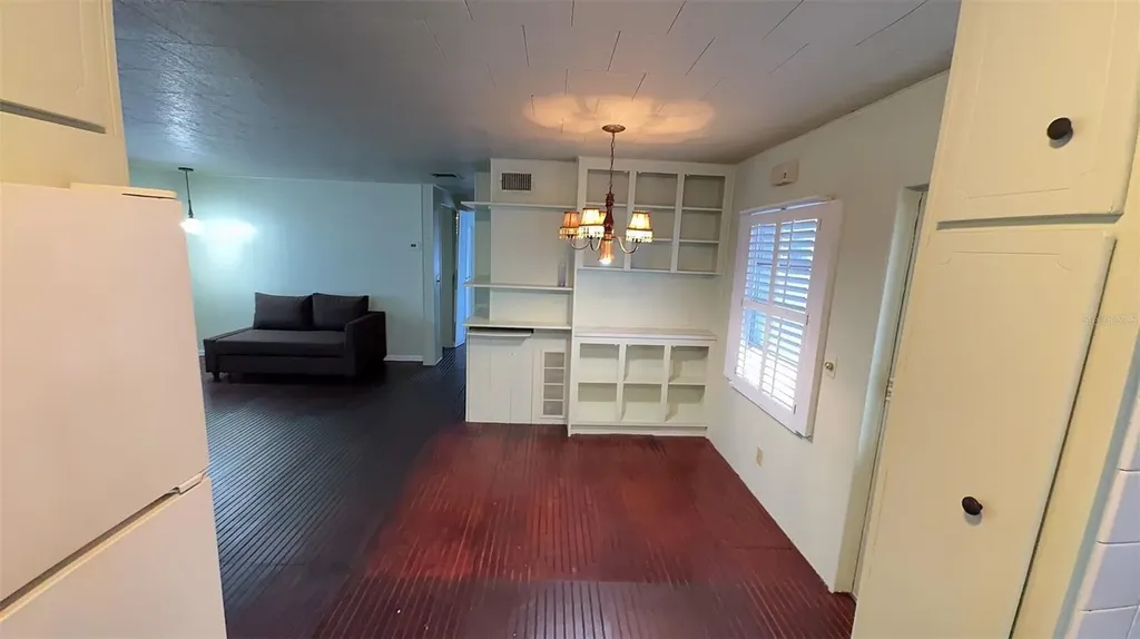 4851 W Gandy Boulevard Tampa FL 33611