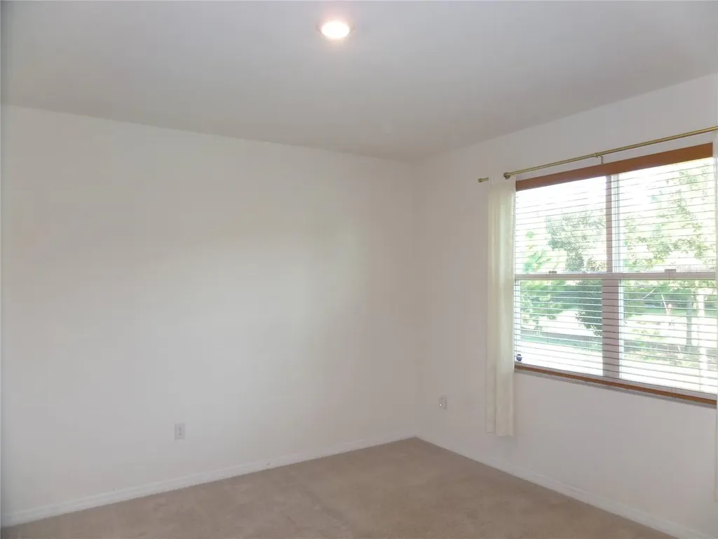8051 Penrose Place Wildwood FL 34785