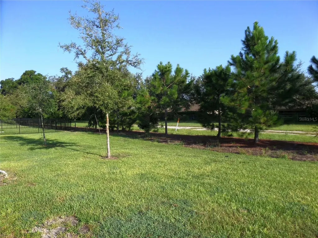 8051 Penrose Place Wildwood FL 34785