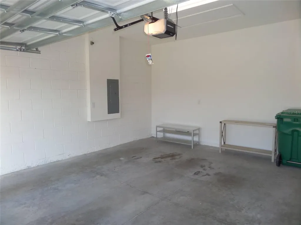 8051 Penrose Place Wildwood FL 34785