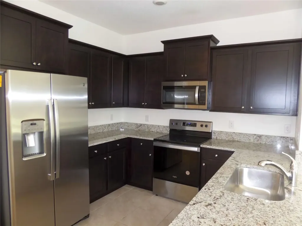 8051 Penrose Place Wildwood FL 34785