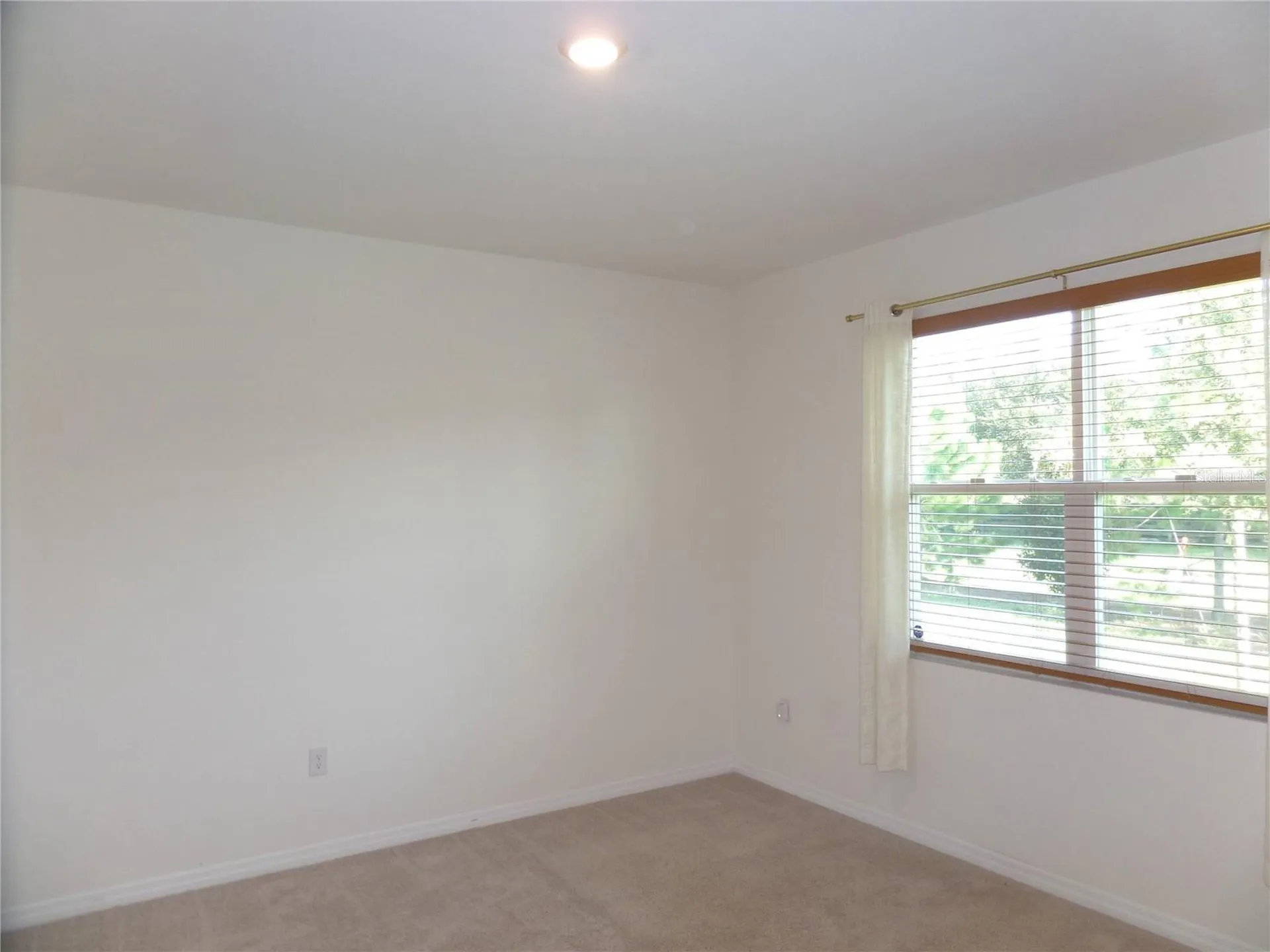 8051 Penrose Place Wildwood FL 34785