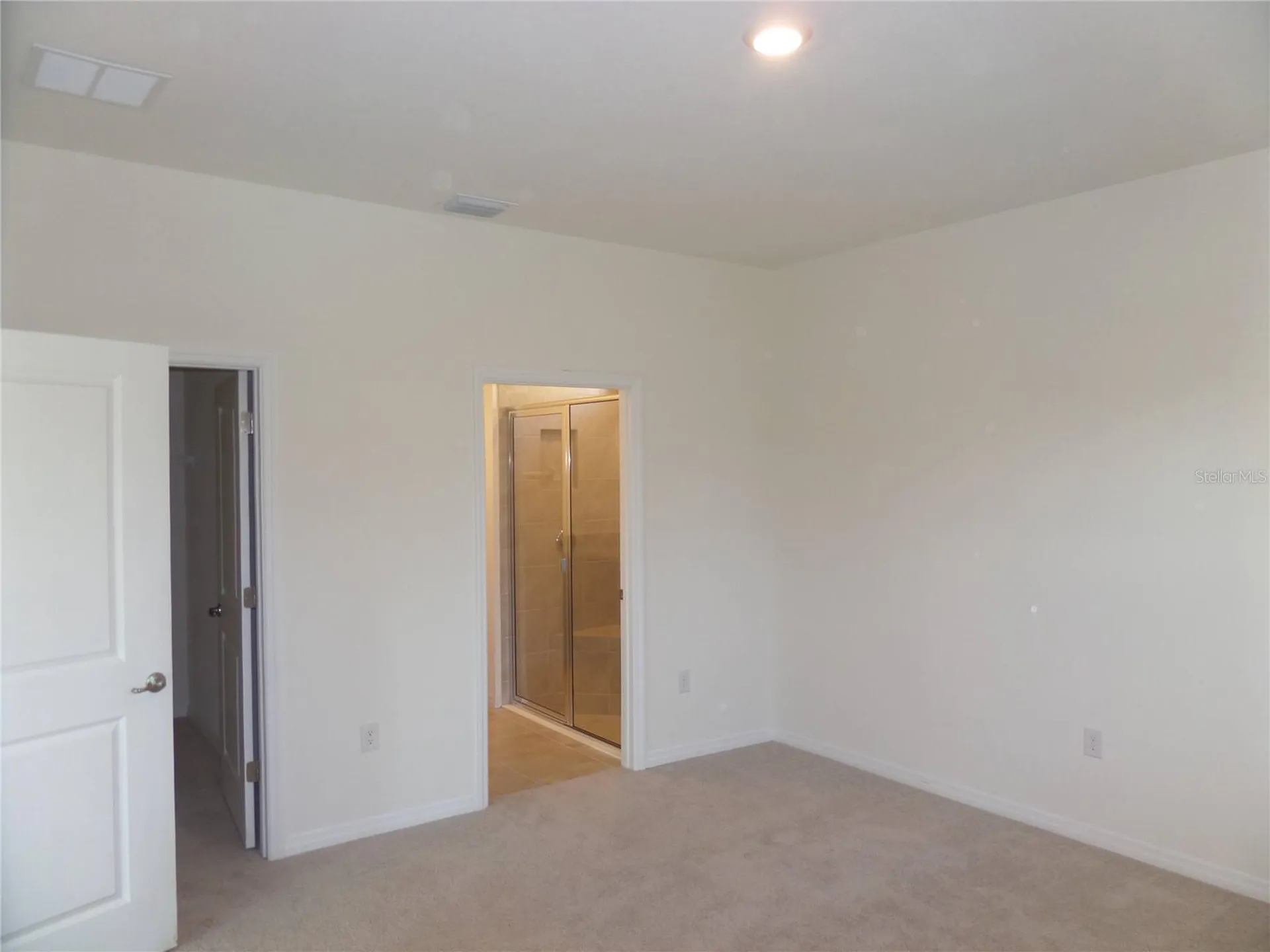 8051 Penrose Place Wildwood FL 34785
