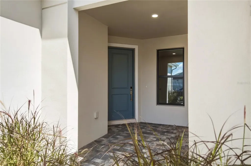 5888 Windbreak Court Apollo Beach FL 33572