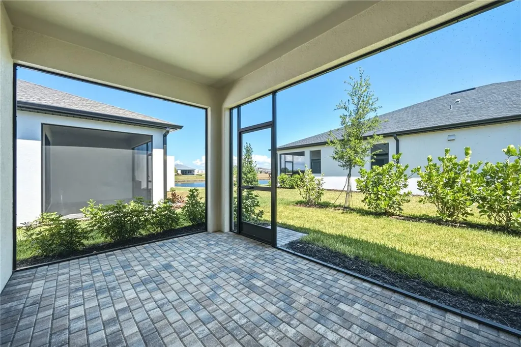 5888 Windbreak Court Apollo Beach FL 33572