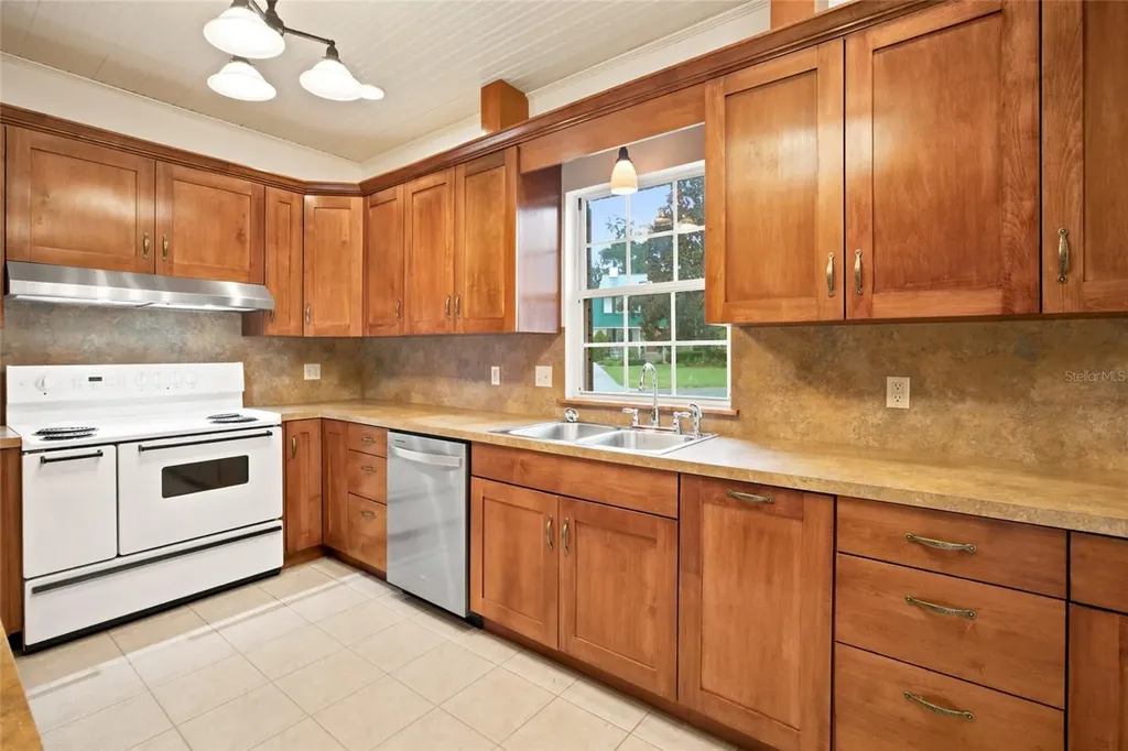 3220 SE 21st Avenue Ocala FL 34471
