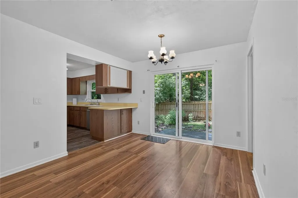 1515 NW 34th Place Gainesville FL 32605