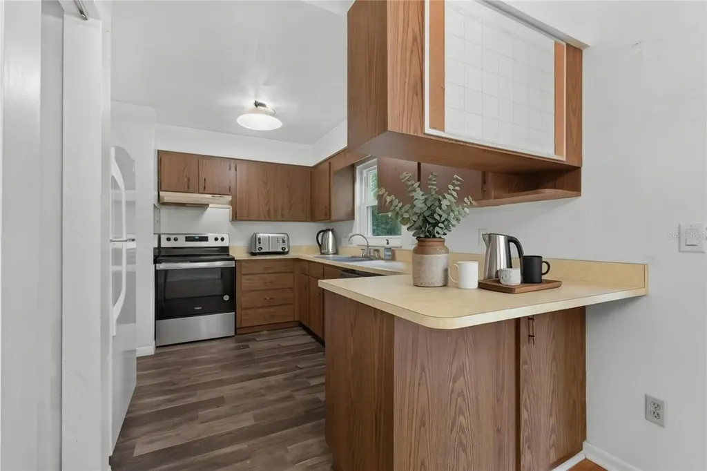 1515 NW 34th Place Gainesville FL 32605
