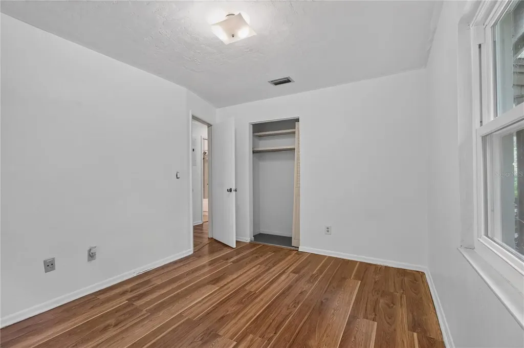 1515 NW 34th Place Gainesville FL 32605