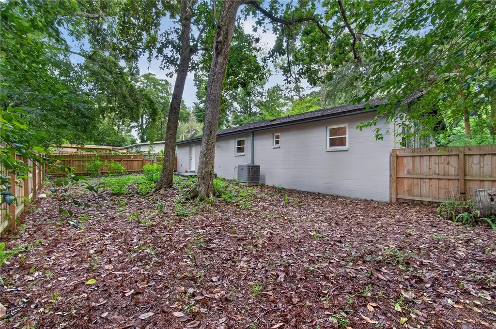 1515 NW 34th Place Gainesville FL 32605
