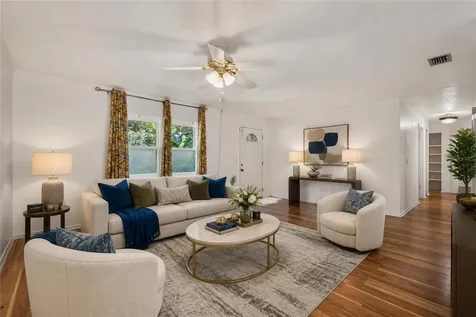 1515 NW 34th Place Gainesville FL 32605