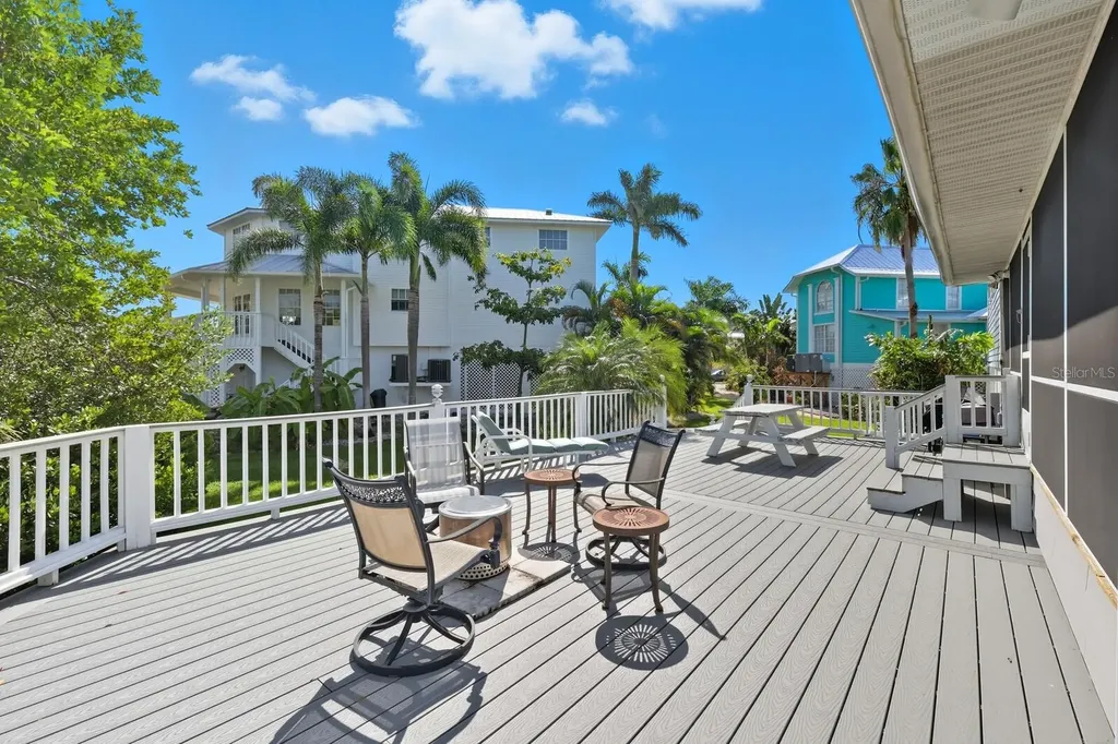 1528 43rd Avenue Drive W Palmetto FL 34221