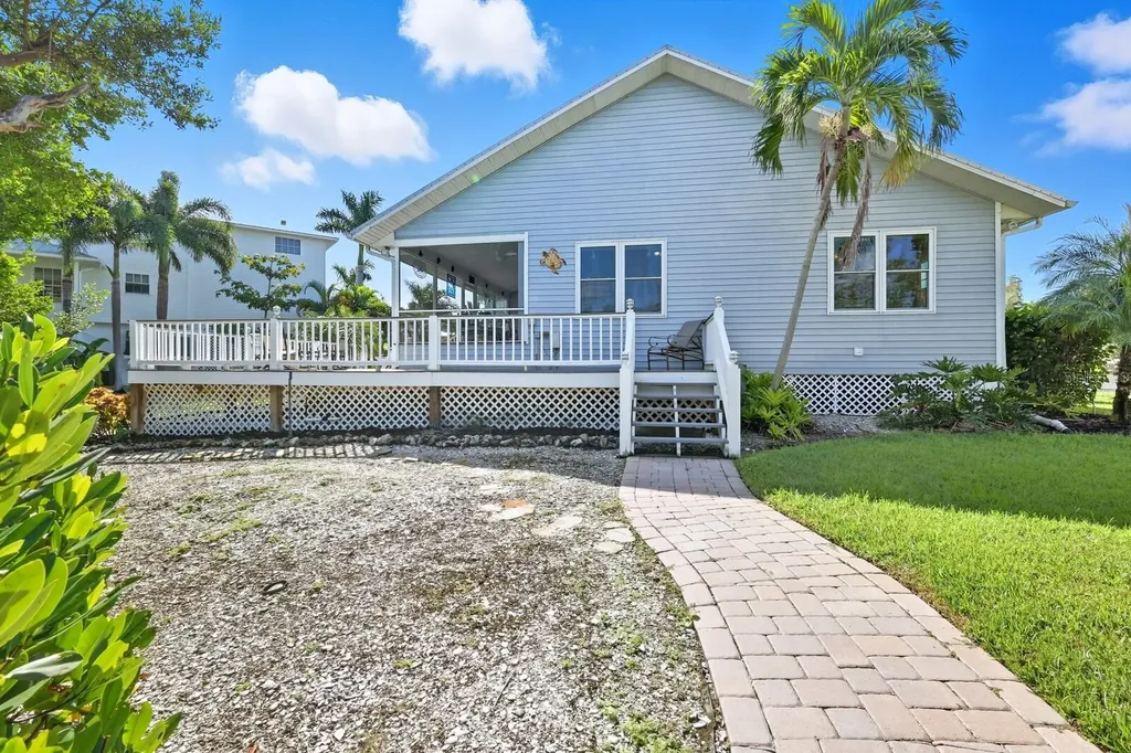 1528 43rd Avenue Drive W Palmetto FL 34221