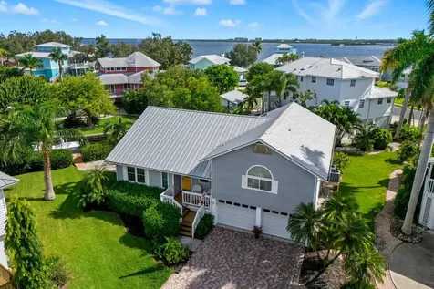1528 43rd Avenue Drive W Palmetto FL 34221