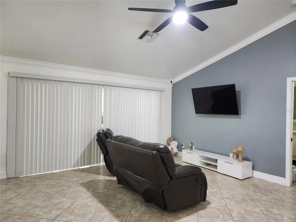 111 2nd Street SE Naples FL 34117