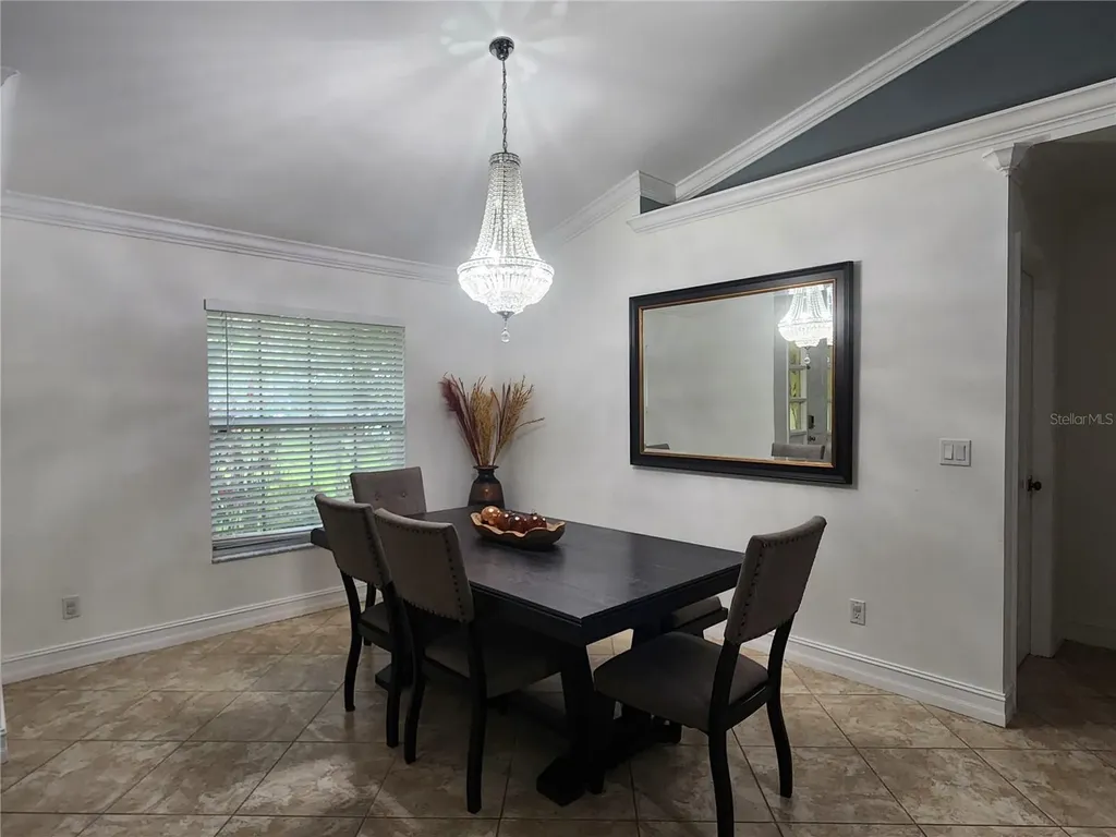 111 2nd Street SE Naples FL 34117