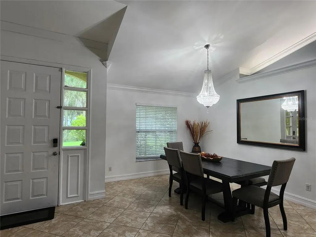 111 2nd Street SE Naples FL 34117