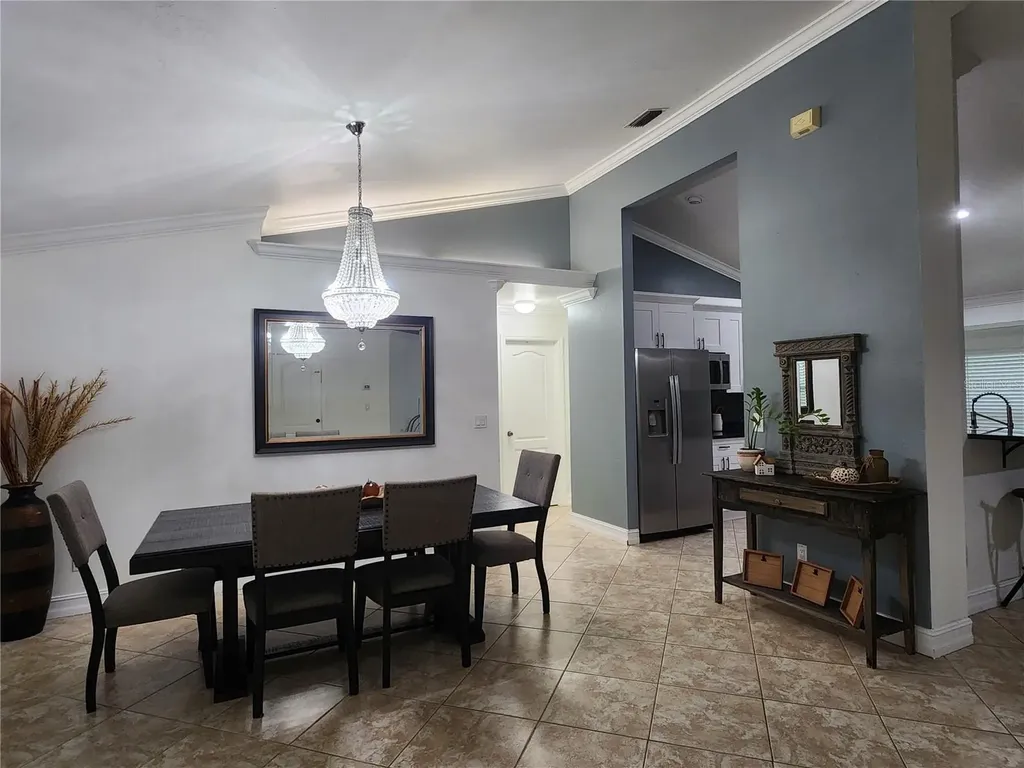 111 2nd Street SE Naples FL 34117