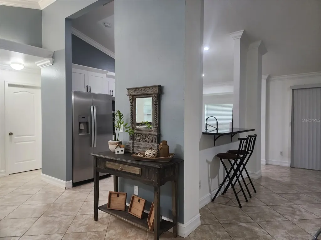 111 2nd Street SE Naples FL 34117
