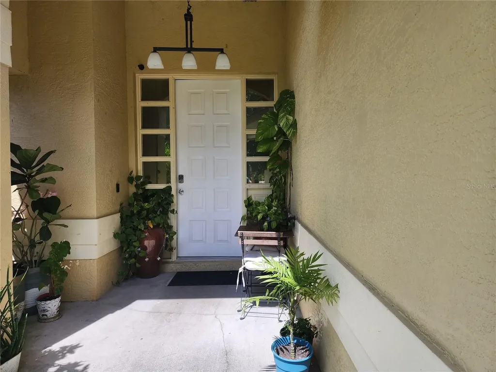 111 2nd Street SE Naples FL 34117