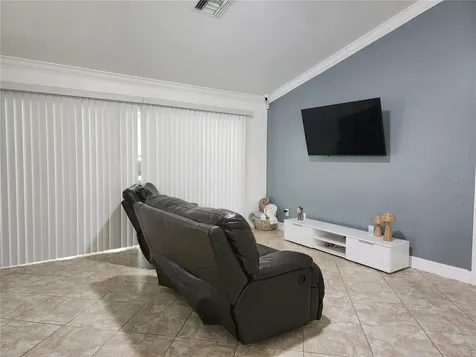 111 2nd Street SE Naples FL 34117
