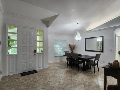 111 2nd Street SE Naples FL 34117