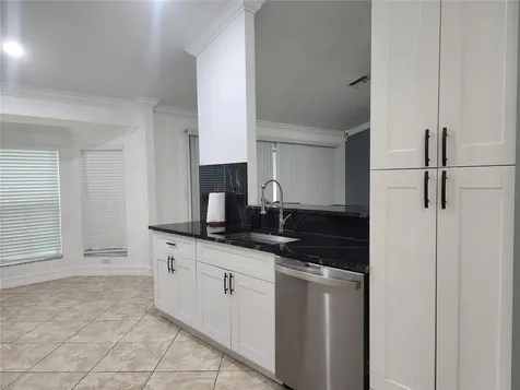 111 2nd Street SE Naples FL 34117