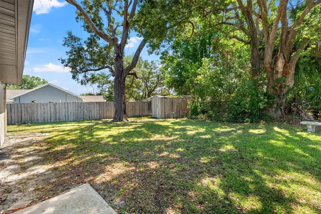 1068 Tryon Circle Spring Hill FL 34606