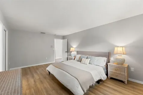 1068 Tryon Circle Spring Hill FL 34606