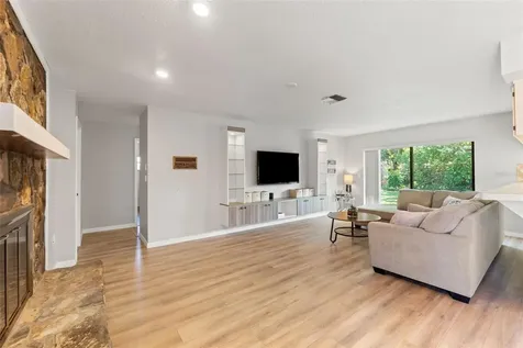 1068 Tryon Circle Spring Hill FL 34606