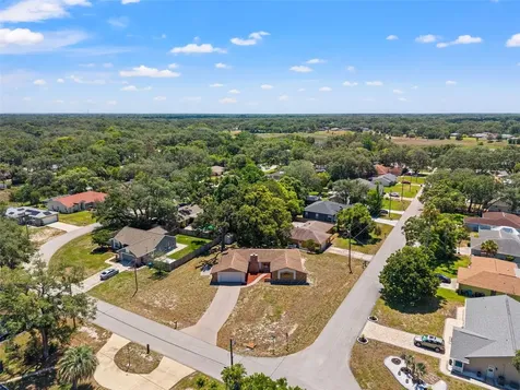 1068 Tryon Circle Spring Hill FL 34606
