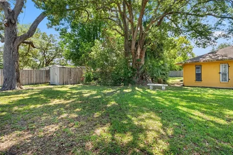 1068 Tryon Circle Spring Hill FL 34606