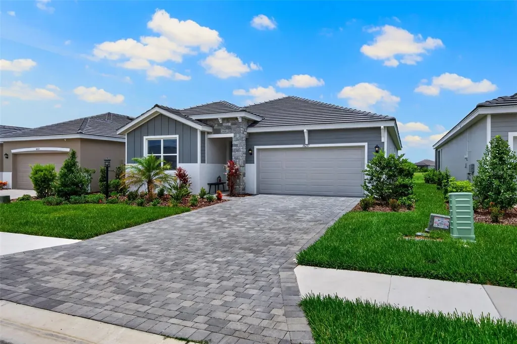 18237 Beach Ranch Terrace Bradenton FL 34211