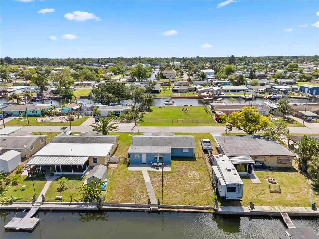 13323 Neptune Drive Hudson FL 34667