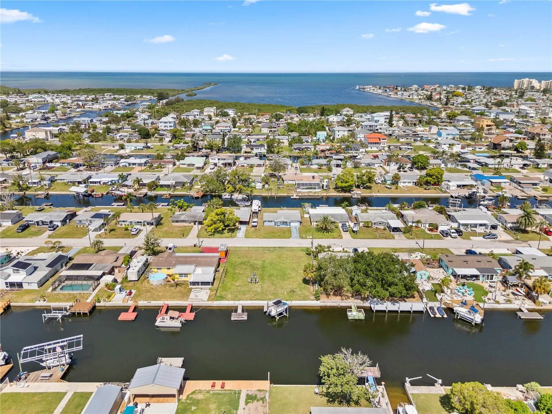 13323 Neptune Drive Hudson FL 34667