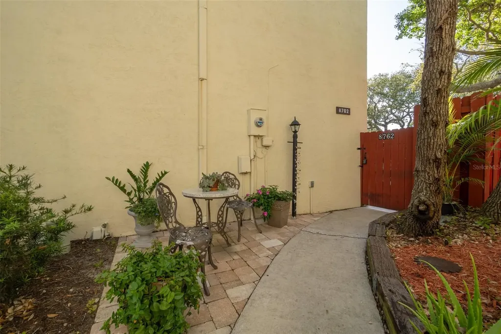 8762 Live Oak Court Cape Canaveral FL 32920